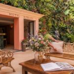 Hotel que ajudou a transformar Saint-Tropez se renova aos 59 anos